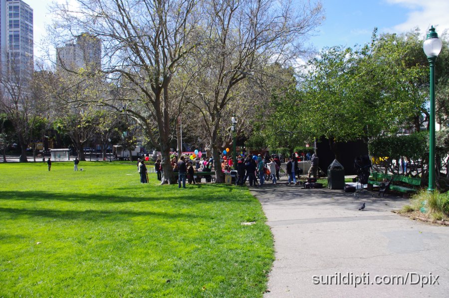IMGP0069.JPG - Siddharth Anand's upcoming film, Anjaana Anjaani being shot in Washington Square Park, San Francisco, CA