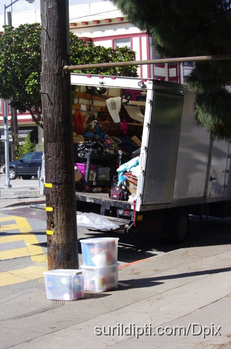 IMGP0095.JPG - I wonder if they have enough equipment there?