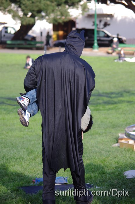 IMGP0126.JPG - The stars sure do have fun during break time!